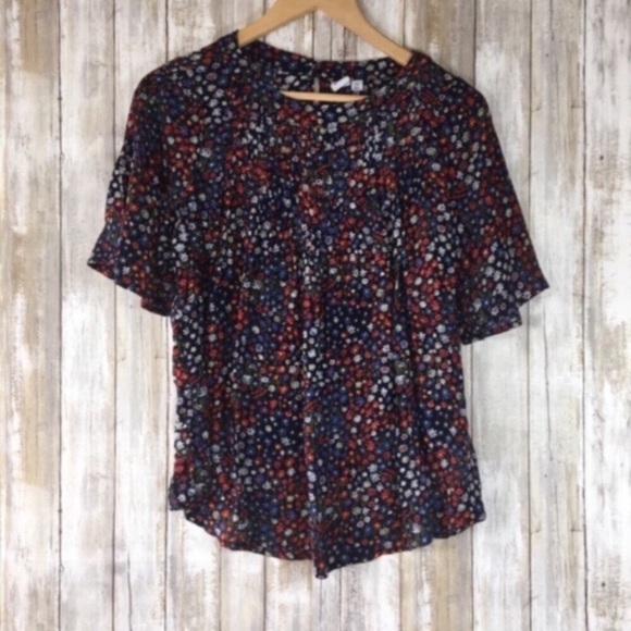 GAP Tops - NWT Gap Floral Blouse